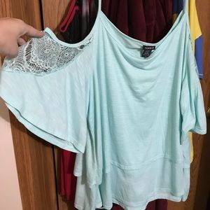 FINAL MARK DOWN BUY NOW Torrid cold shoulder top